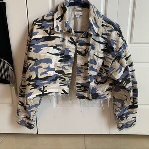 Topshop Camouflage Utility Jacket in Light Beige Navy Blue